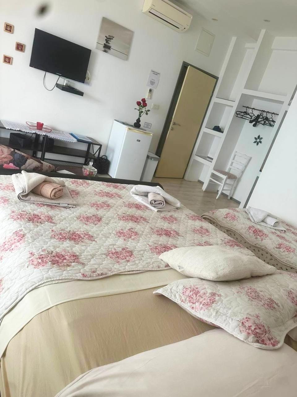 Super Horizont -Free Parking And Jaccuzzi Hotel Stobrec Luaran gambar